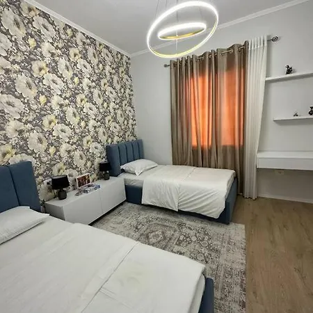 Apartment Iv's Center *